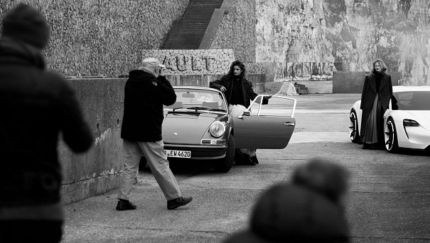 Peter Lindbergh beim Porsche Shooting in Ault, Frankreich, 2018