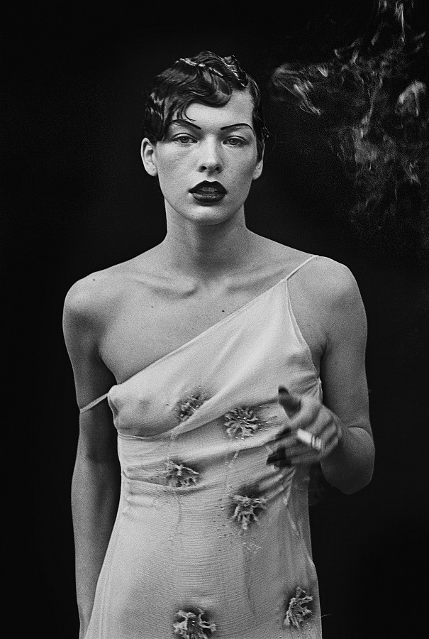 Peter Lindbergh, Milla Jovovich, Paris, 1998