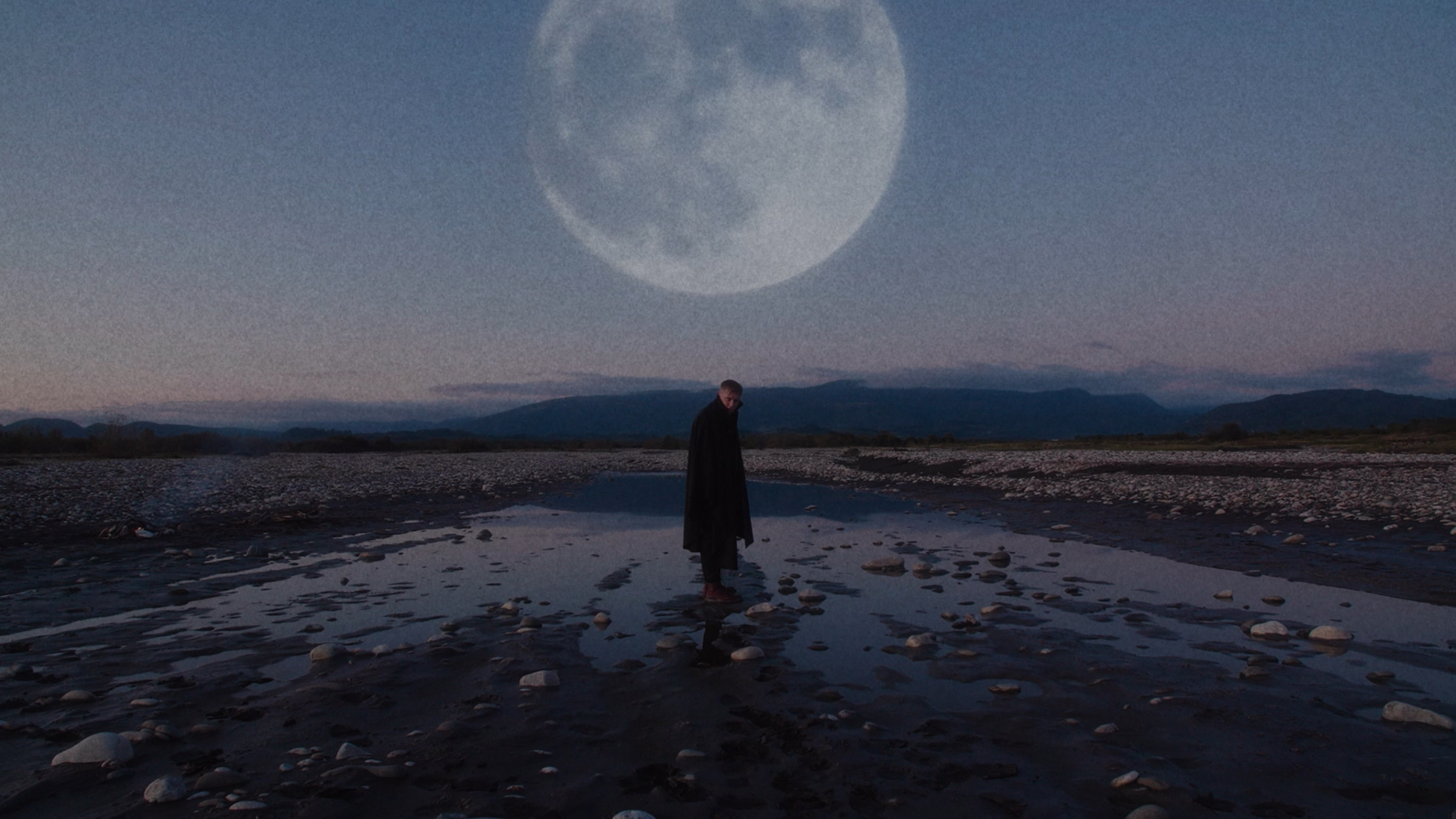 Grim104 Graf Grim, 2019, Musikvideostill, Mit freundlicher Genehmigung von:BUBACK TONTRÄGER GMBH