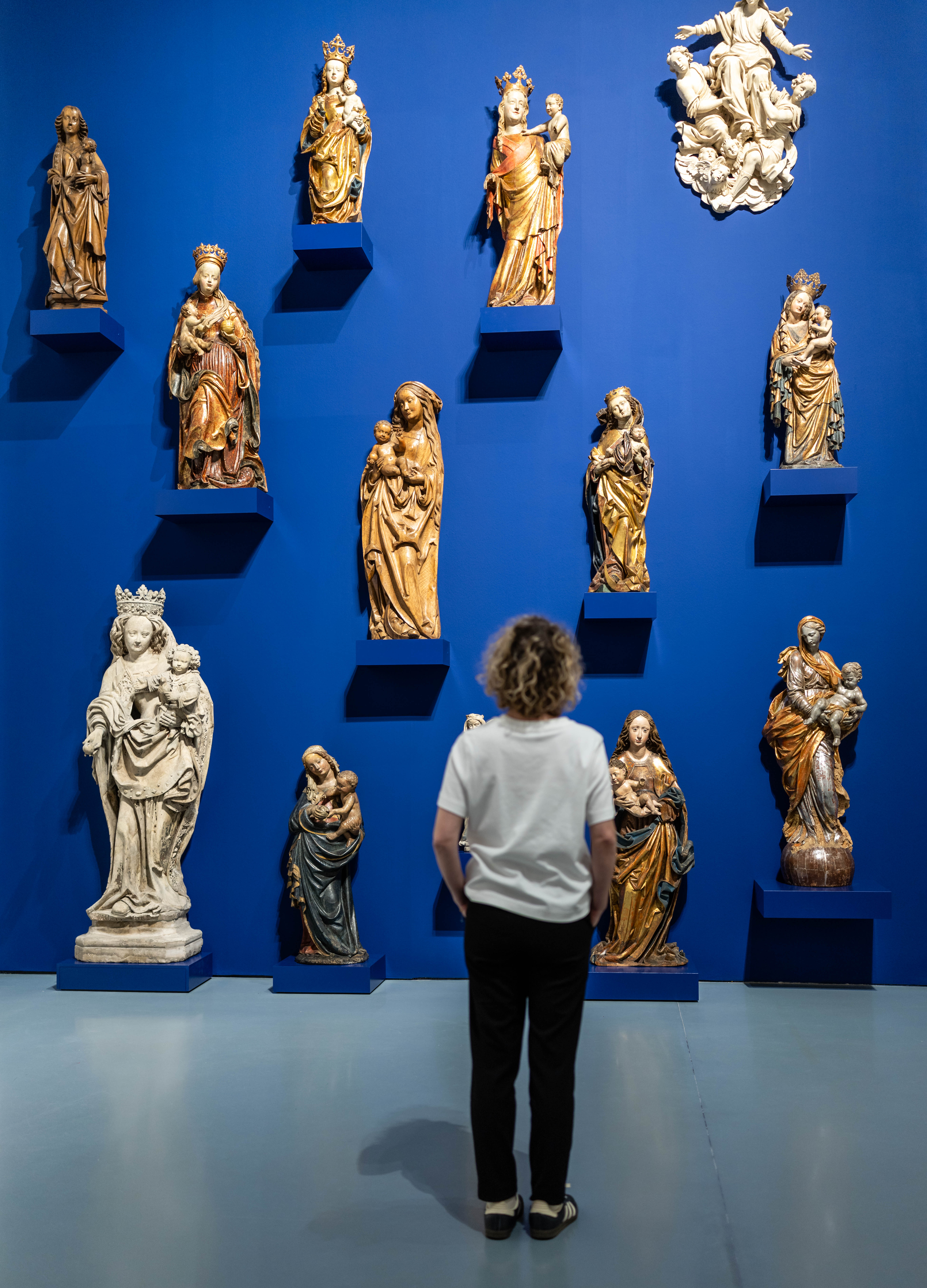 Einblick in die Ausstellung MAMA. Von Maria bis Merkel, Foto: © Lars Heidrich