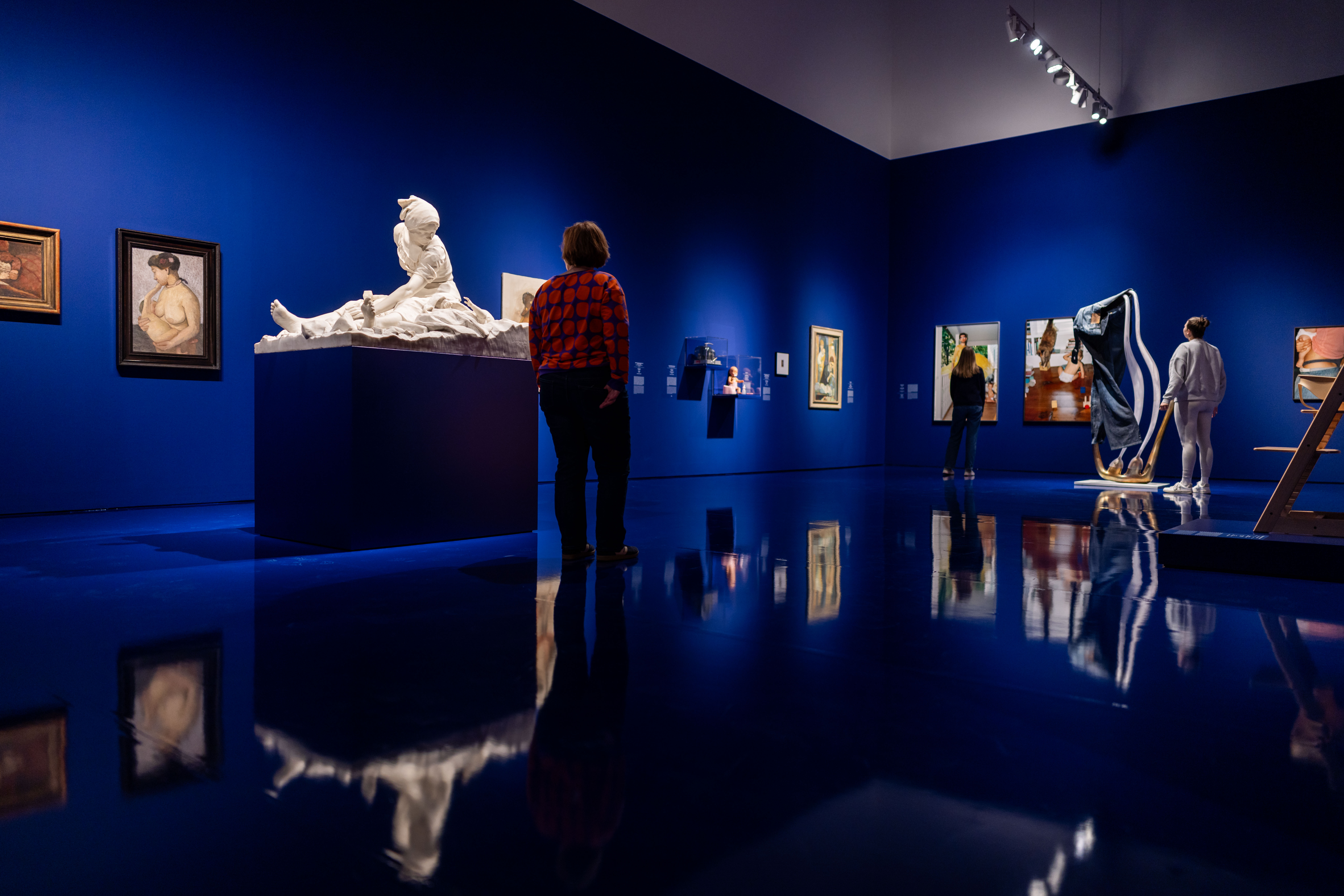 Einblick in die Ausstellung MAMA. Von Maria bis Merkel, Foto: © Lars Heidrich