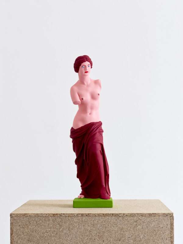 Hans-Peter Feldmann, Venus (ohne Arme), 1970er Jahre, Gips, koloriert, 36 cm Höhe, Courtesy Konrad Fischer Galerie, © VG Bild-Kunst, Bonn 2025