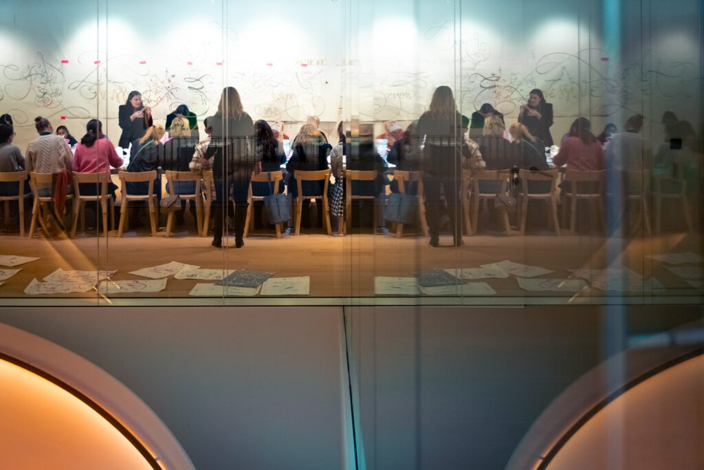Beyond Lines - LAMY creative sessions im Palast Studio