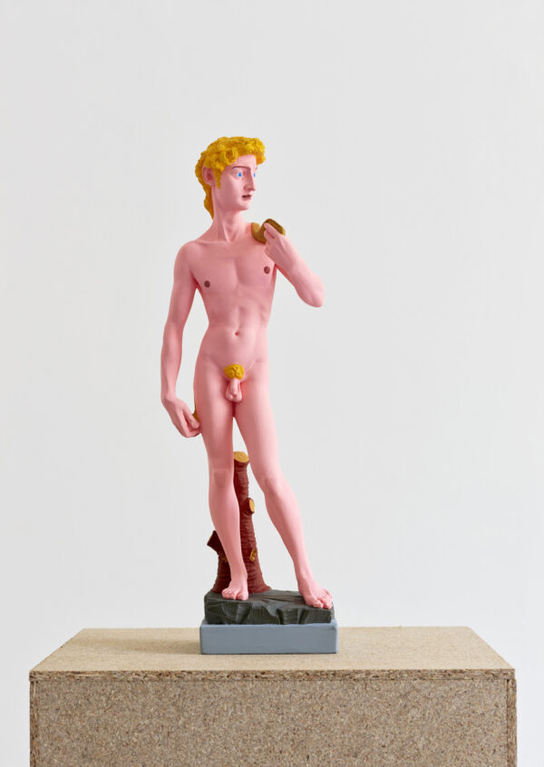 Hans-Peter Feldmann, David, 1970er Jahre, Gips, koloriert, 36 cm Höhe, Courtesy Konrad Fischer Galerie © VG Bild-Kunst, Bonn 2025