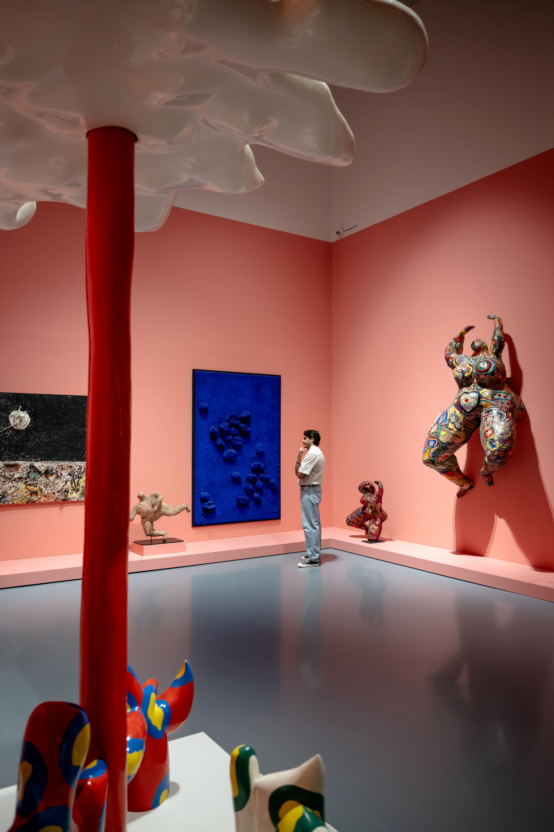 Blick in die Ausstellung „Niki de Saint Phalle. Dream Machine“, Foto: Andreas Endermann