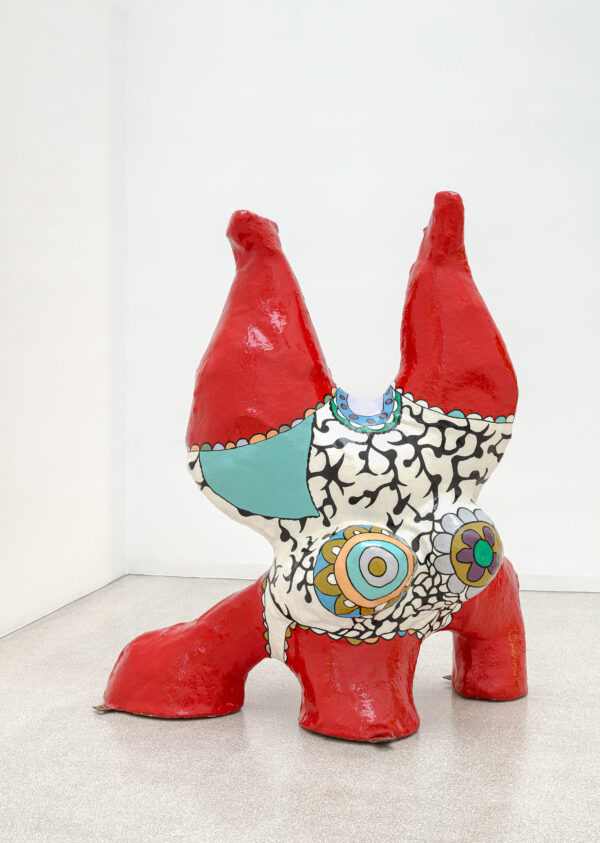 Nana rouge jambes en l‘air, um 1968, Leopold-Hoesch-Museum, Düren © VG Bild-Kunst, Bonn 2026, Foto Peter Hinschläger